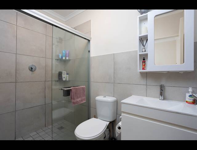 2 BEDROOM TOWNHOUSE TO LET IN HEATHFIELD
